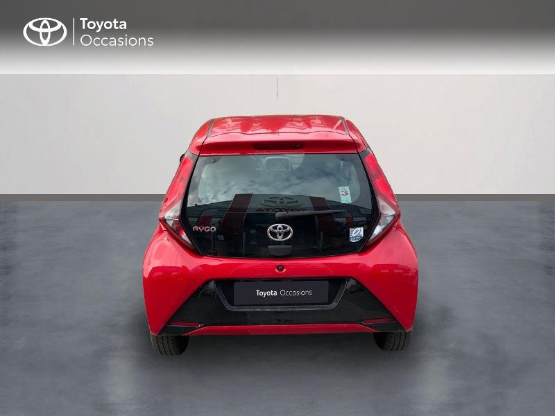 Photo 4 de l'offre de TOYOTA Aygo 1.0 VVT-i 72ch x-play x-app 5p MC18 à 9680€ chez Altis - Toyota Auray