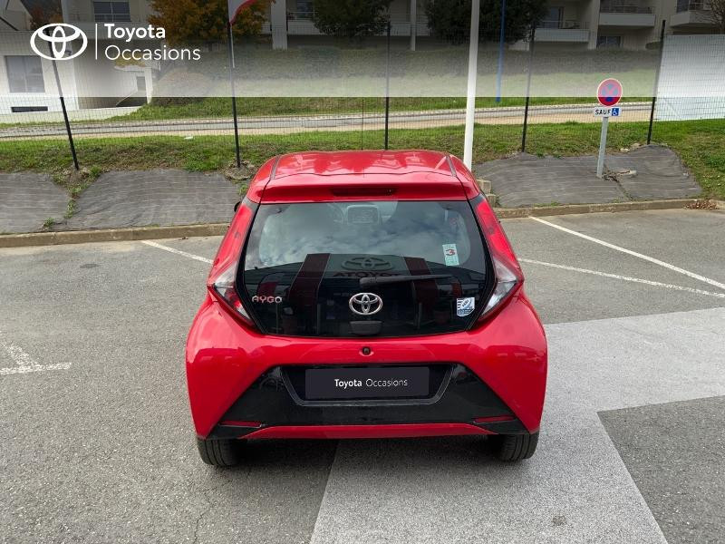 Photo 28 de l'offre de TOYOTA Aygo 1.0 VVT-i 72ch x-play x-app 5p MC18 à 9680€ chez Altis - Toyota Auray