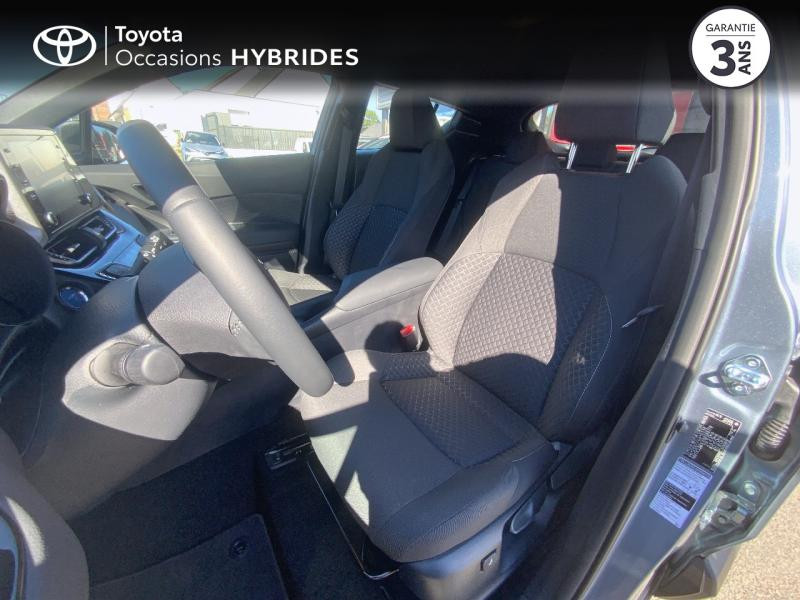 Photo 17 de l'offre de TOYOTA C-HR 184h Dynamic Business 2WD E-CVT + Programme Beyond Zero Academy MY22 à 30890€ chez Altis - Toyota Auray