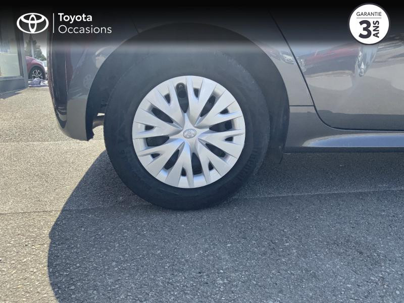 Photo 16 de l'offre de TOYOTA Yaris 70 VVT-i Dynamic Business 5p MY21 à 16490€ chez Altis - Toyota Auray