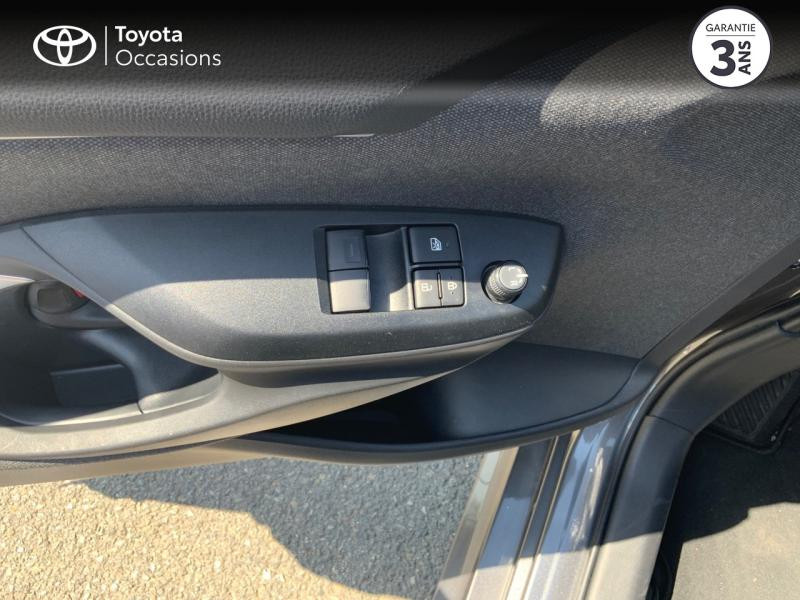 Photo 21 de l'offre de TOYOTA Yaris 70 VVT-i Dynamic Business 5p MY21 à 16490€ chez Altis - Toyota Auray
