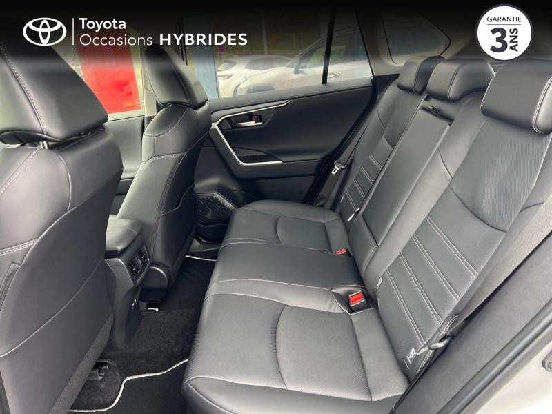 Photo 18 de l'offre de TOYOTA RAV4 Hybride 218ch Lounge 2WD MY22 à 48690€ chez Altis - Toyota Auray