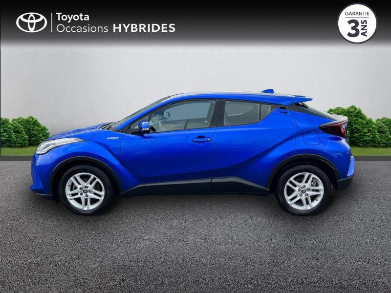 Photo 3 de l'offre de TOYOTA C-HR 122h Dynamic 2WD E-CVT RC18 à 23690€ chez Altis - Toyota Auray