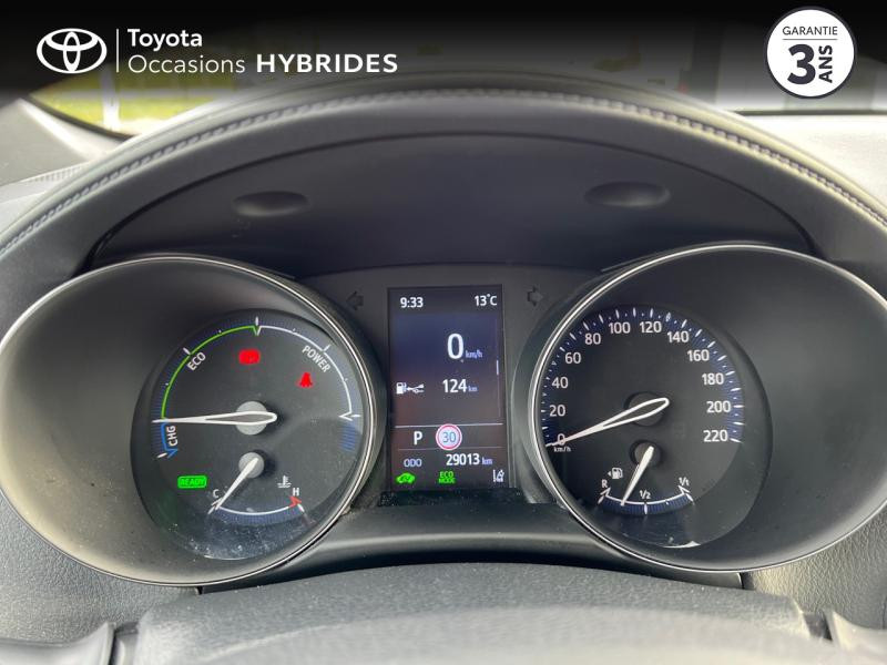 Photo 13 de l'offre de TOYOTA C-HR 122h Dynamic 2WD E-CVT RC18 à 23690€ chez Altis - Toyota Auray