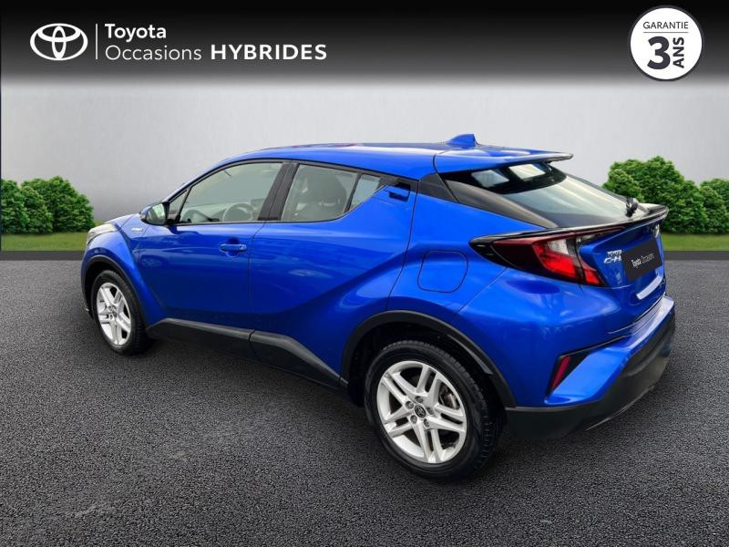 Photo 2 de l'offre de TOYOTA C-HR 122h Dynamic 2WD E-CVT RC18 à 23690€ chez Altis - Toyota Auray