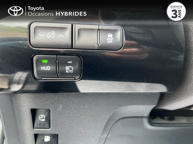 Photo 7 de l'offre de TOYOTA Prius Rechargeable IV (2) HYBRIDE RECHARGEABLE 122 5CV DYNAMIC PACK PREMIUM à 23990€ chez Altis - Toyota Auray