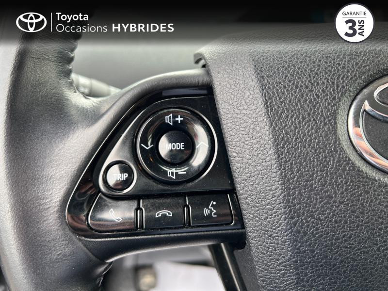 Photo 6 de l'offre de TOYOTA Prius Rechargeable IV (2) HYBRIDE RECHARGEABLE 122 5CV DYNAMIC PACK PREMIUM à 23990€ chez Altis - Toyota Auray