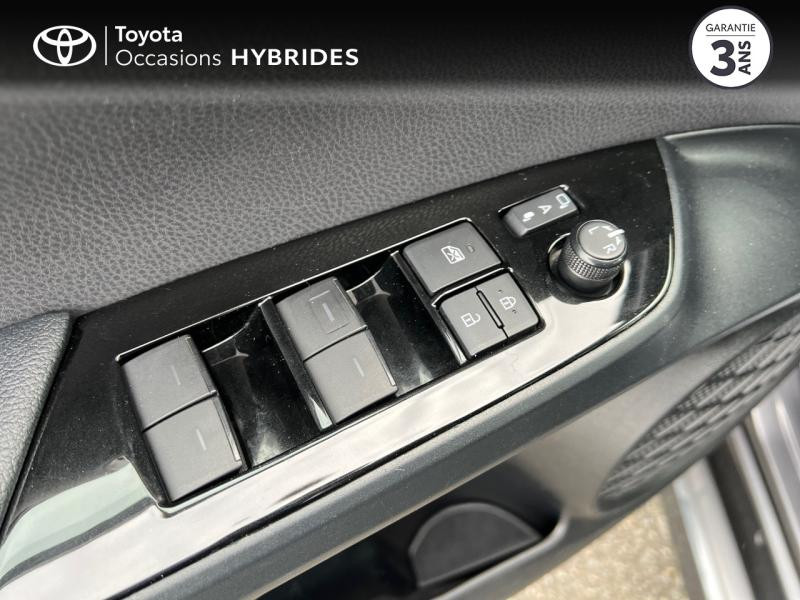 Photo 21 de l'offre de TOYOTA Prius Rechargeable IV (2) HYBRIDE RECHARGEABLE 122 5CV DYNAMIC PACK PREMIUM à 23990€ chez Altis - Toyota Auray