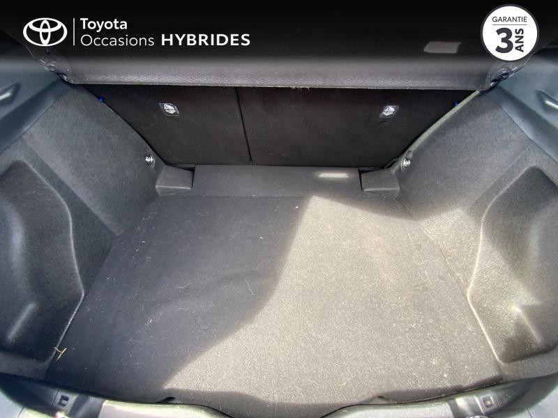 Photo 12 de l'offre de TOYOTA C-HR 122h Edition 2WD E-CVT MY20 à 26490€ chez Altis - Toyota Auray