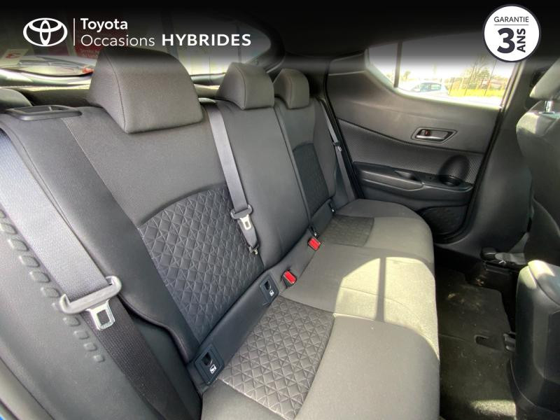Photo 7 de l'offre de TOYOTA C-HR 122h Edition 2WD E-CVT MY20 à 26490€ chez Altis - Toyota Auray