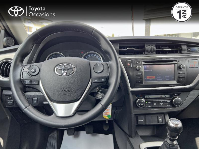 Photo 8 de l'offre de TOYOTA Auris 100 VVT-i Dynamic à 10490€ chez Altis - Toyota Auray