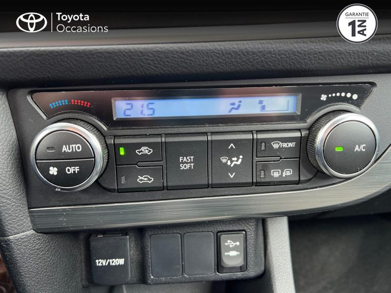 Photo 22 de l'offre de TOYOTA Auris 100 VVT-i Dynamic à 10490€ chez Altis - Toyota Auray