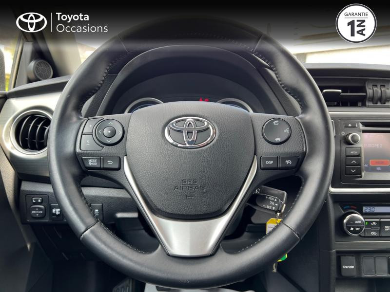 Photo 9 de l'offre de TOYOTA Auris 100 VVT-i Dynamic à 10490€ chez Altis - Toyota Auray