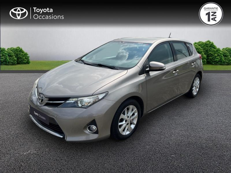Photo 1 de l'offre de TOYOTA Auris 100 VVT-i Dynamic à 10490€ chez Altis - Toyota Auray