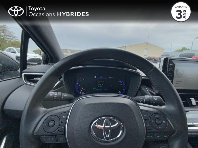 Photo 11 de l'offre de TOYOTA Corolla 122h Design à 22690€ chez Altis - Toyota Auray
