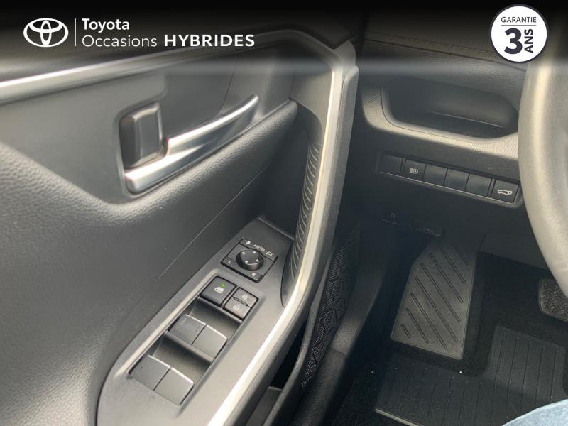 Photo 14 de l'offre de TOYOTA RAV4 Hybride 218ch Dynamic Business 2WD à 27990€ chez Altis - Toyota Auray