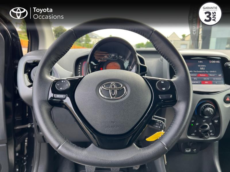 Photo 23 de l'offre de TOYOTA Aygo 1.0 VVT-i 72ch x-play 3P MY19 à 10690€ chez Altis - Toyota Auray