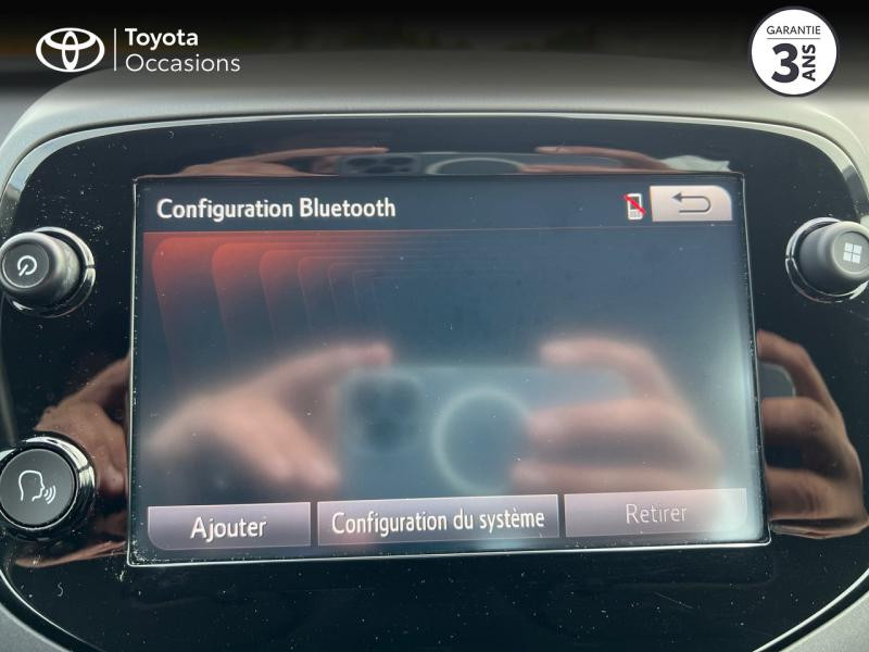 Photo 14 de l'offre de TOYOTA Aygo 1.0 VVT-i 72ch x-play 3P MY19 à 10690€ chez Altis - Toyota Auray