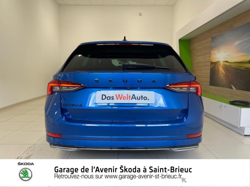 Photo 6 de l'offre de SKODA Octavia Combi 2.0 TDI 150ch Sportline DSG7 Euro6d-AP à 33990€ chez Sélection Auto - Volkswagen Saint Brieuc