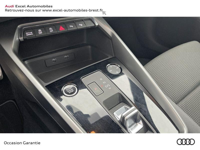 Photo 10 de l'offre de AUDI A3 Berline 35 TDI 150ch S line S tronic 7 à 42990€ chez Excel Automobiles – Audi Brest
