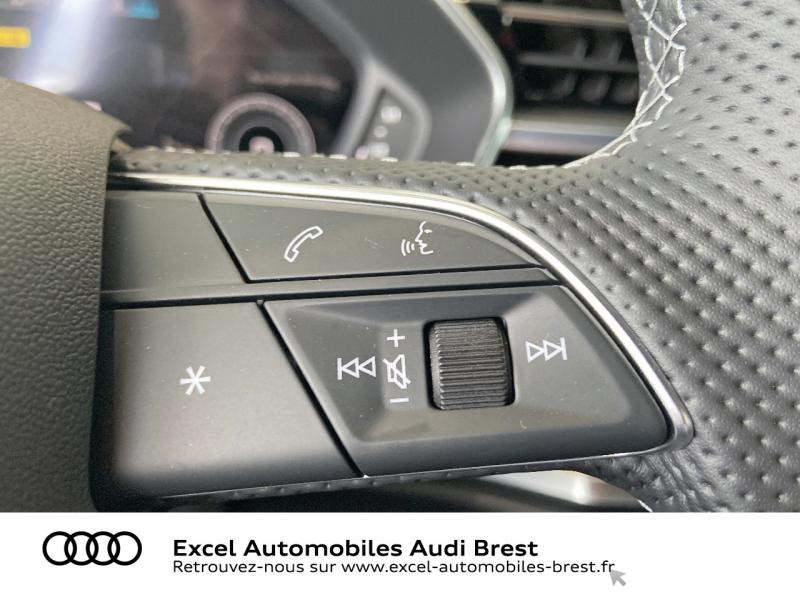 Photo 9 de l'offre de AUDI Q3 35 TDI 150ch S line S tronic 7 à 50000€ chez Excel Automobiles – Audi Brest