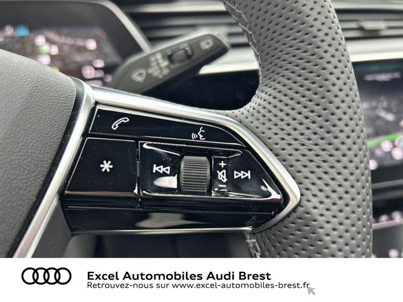 Photo 11 de l'offre de AUDI Q8 e-tron 55 408ch S Line quattro à 99900€ chez Excel Automobiles – Audi Brest