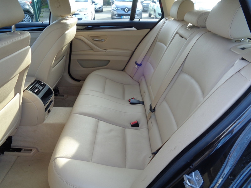 Photo 5 de l'offre de BMW SERIE 5 (F10) TOURING 520D 190CH LOUNGE PLUS à 13200€ chez Jestin autos