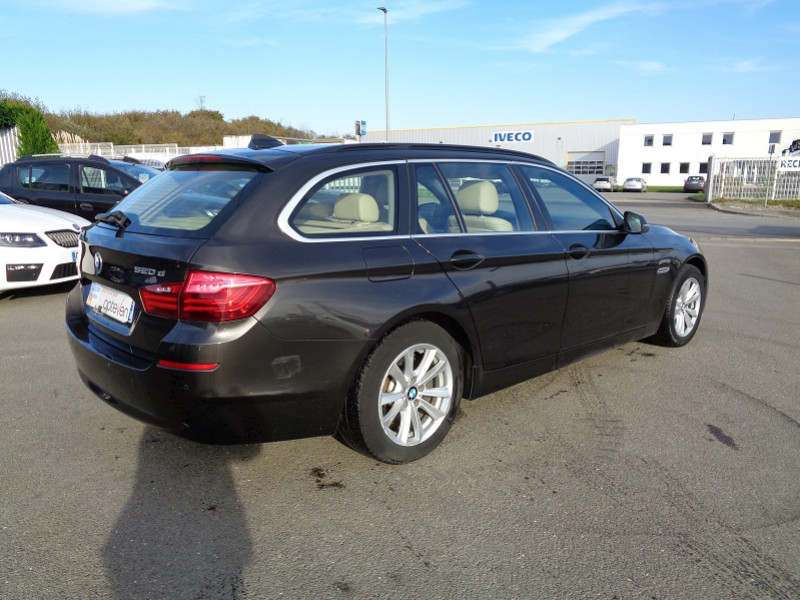 Photo 4 de l'offre de BMW SERIE 5 (F10) TOURING 520D 190CH LOUNGE PLUS à 13200€ chez Jestin autos