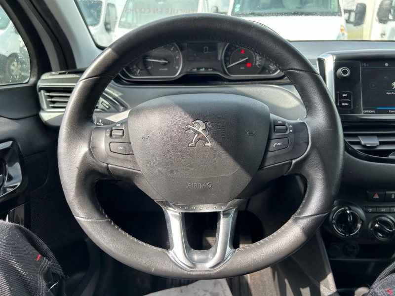 Photo 7 de l'offre de PEUGEOT 208 1.6 BLUEHDI 100CH ACTIVE BUSINESS S&S 5P à 10950€ chez Garage Leboeuf